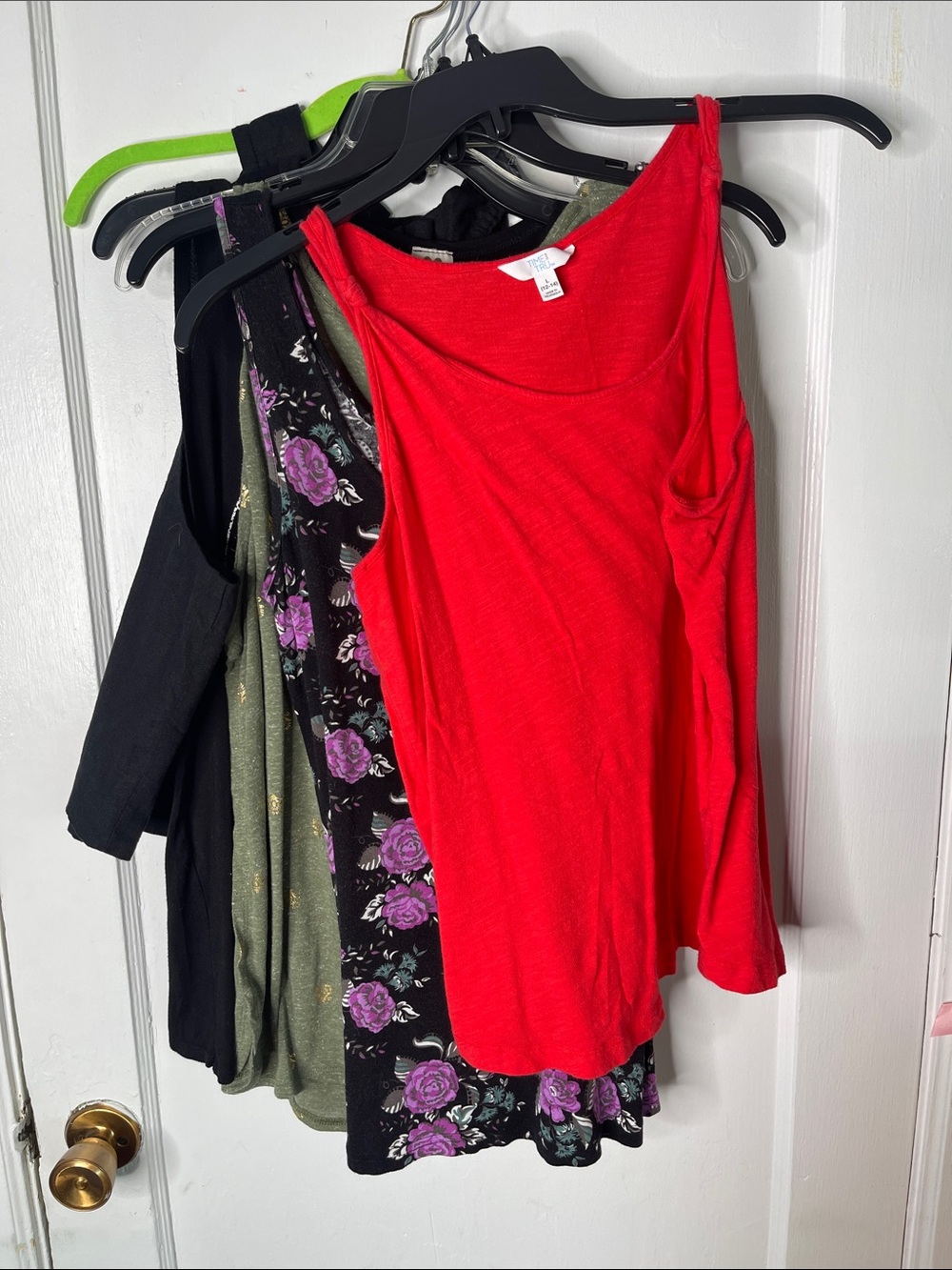 Tank Top Bundle L Red Green Black Purple Roses Banana Republic Lets Wander